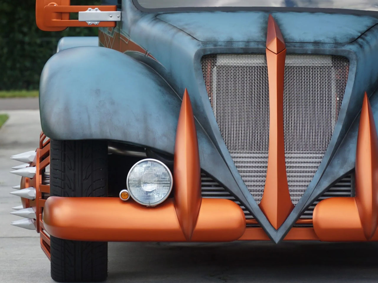 Retrofit version，six-wheel truck，Mad Max，Diesel power，