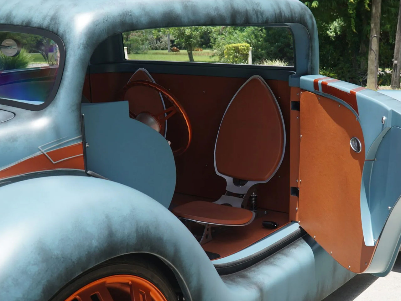 Retrofit version，six-wheel truck，Mad Max，Diesel power，