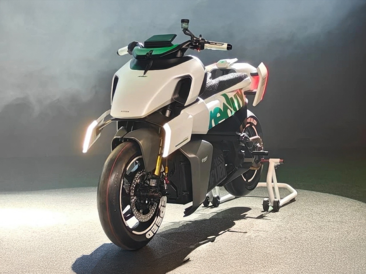 Adaptive Stance，Project Redux，Electric motorcycle，Electric car in India，Sustainable materials，