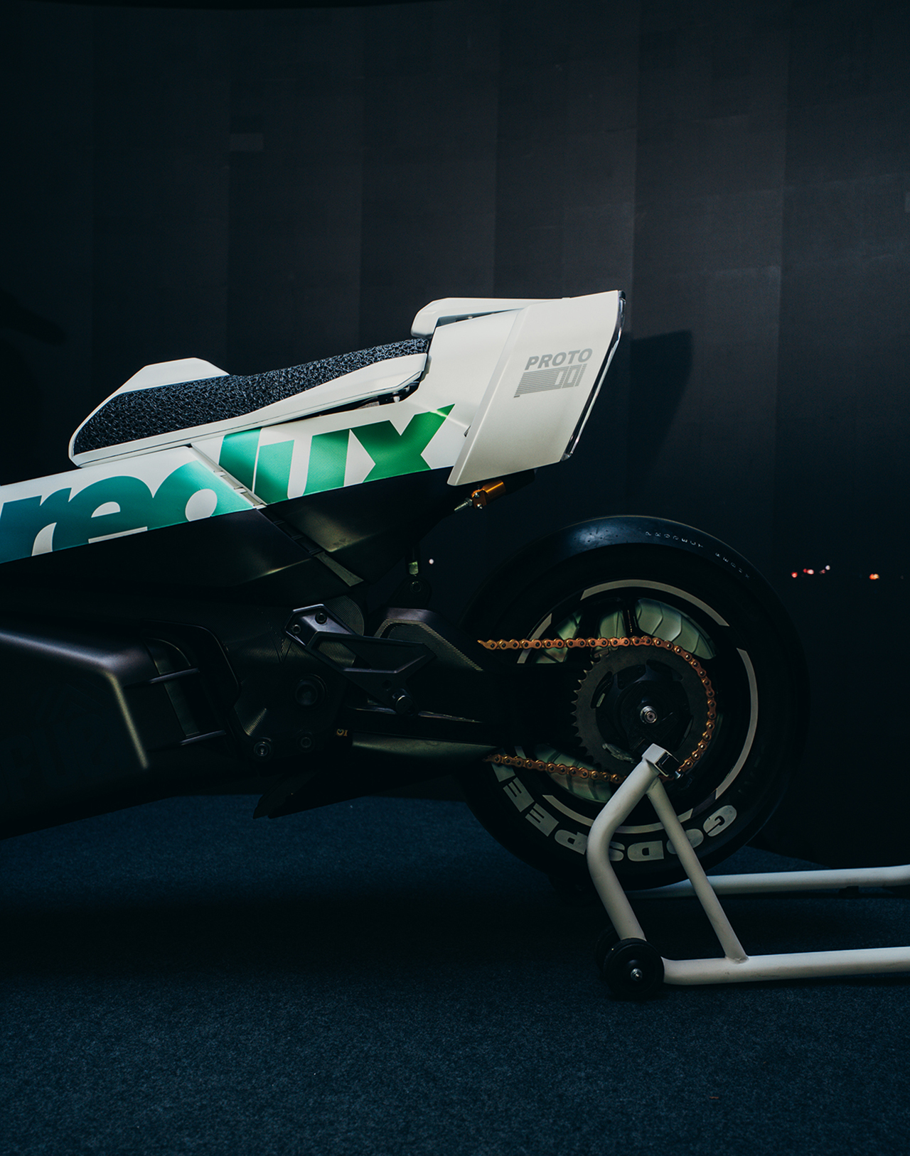 Adaptive Stance，Project Redux，Electric motorcycle，Electric car in India，Sustainable materials，