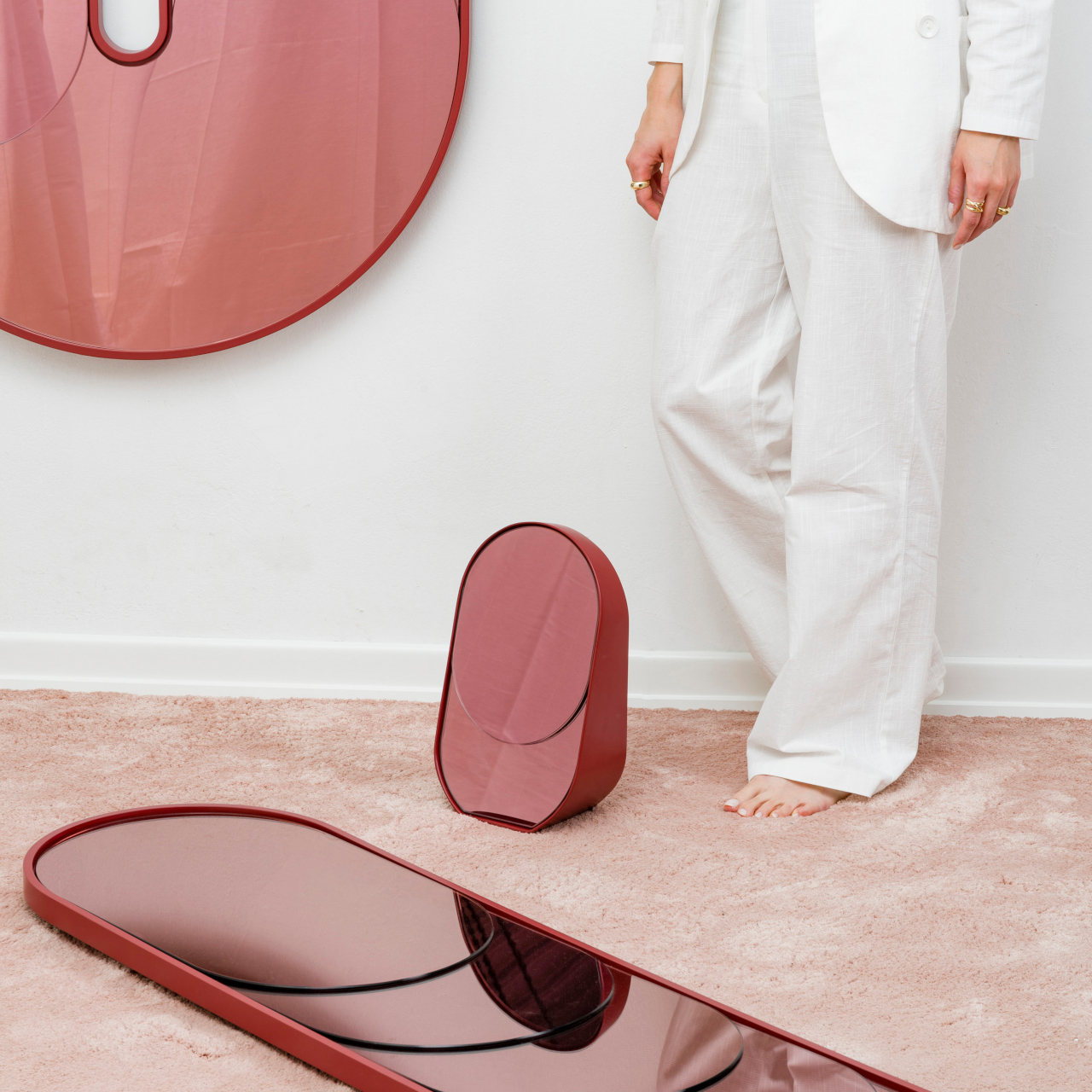 Art Mirror，Baggage Claim，Colored glass，MDF Framework，Sculpture furniture，