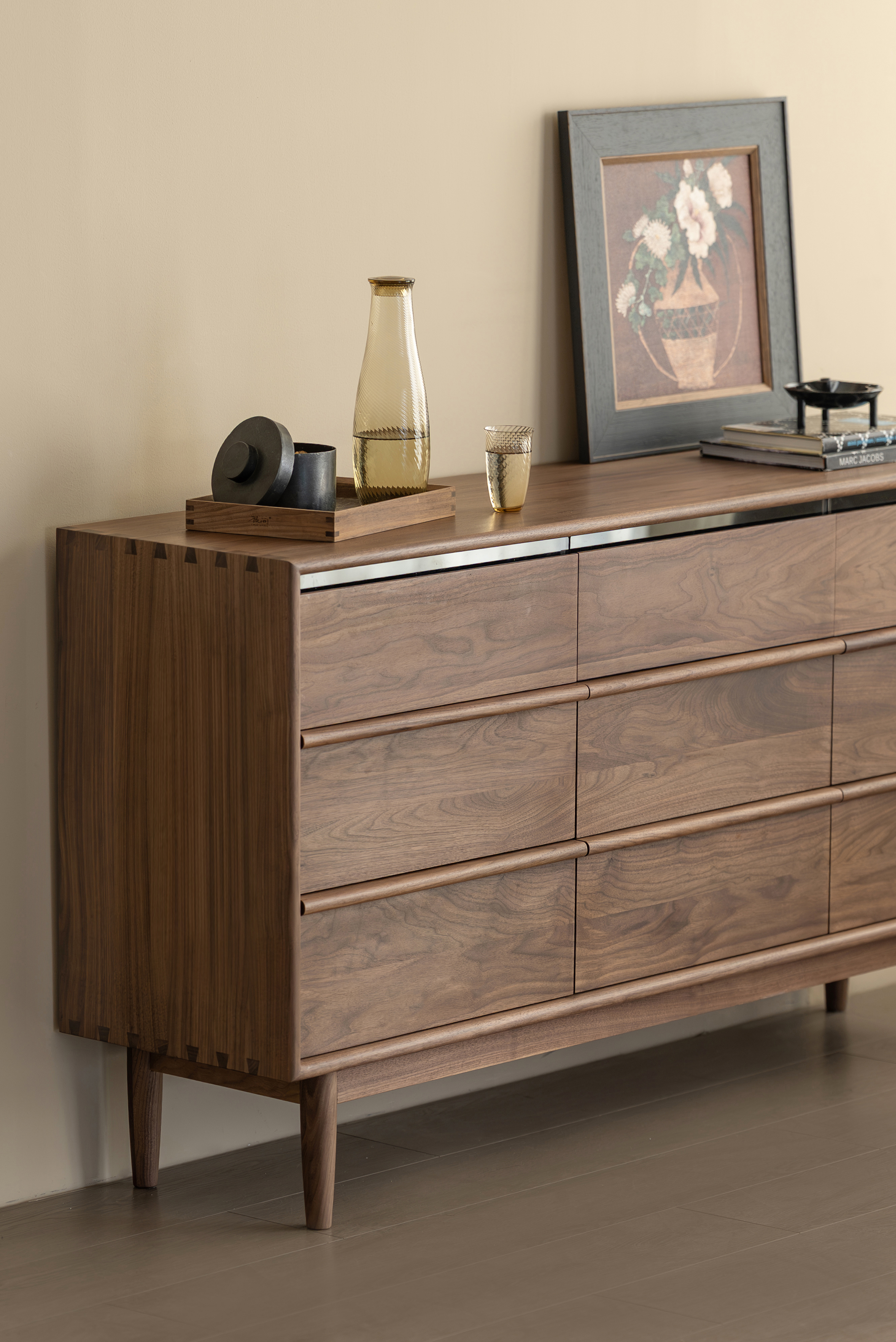 Bucket cabinet design，Residential Furniture，Black walnut furniture，Solid wood furniture，Original design，furniture design ，