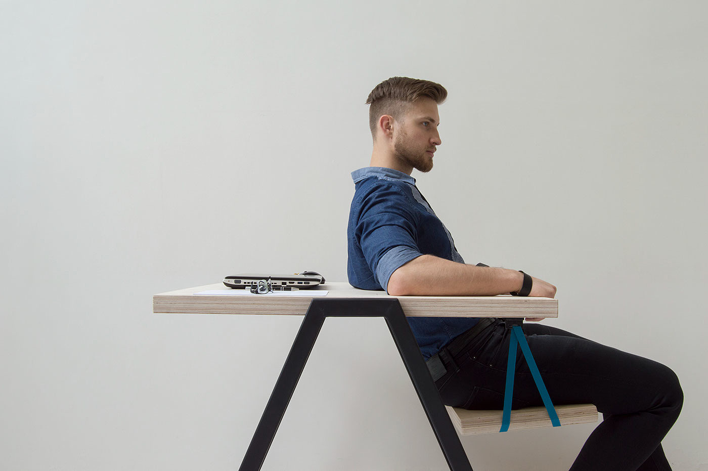 swing，wooden ，WEE，chair，Tables and chairs，desk，
