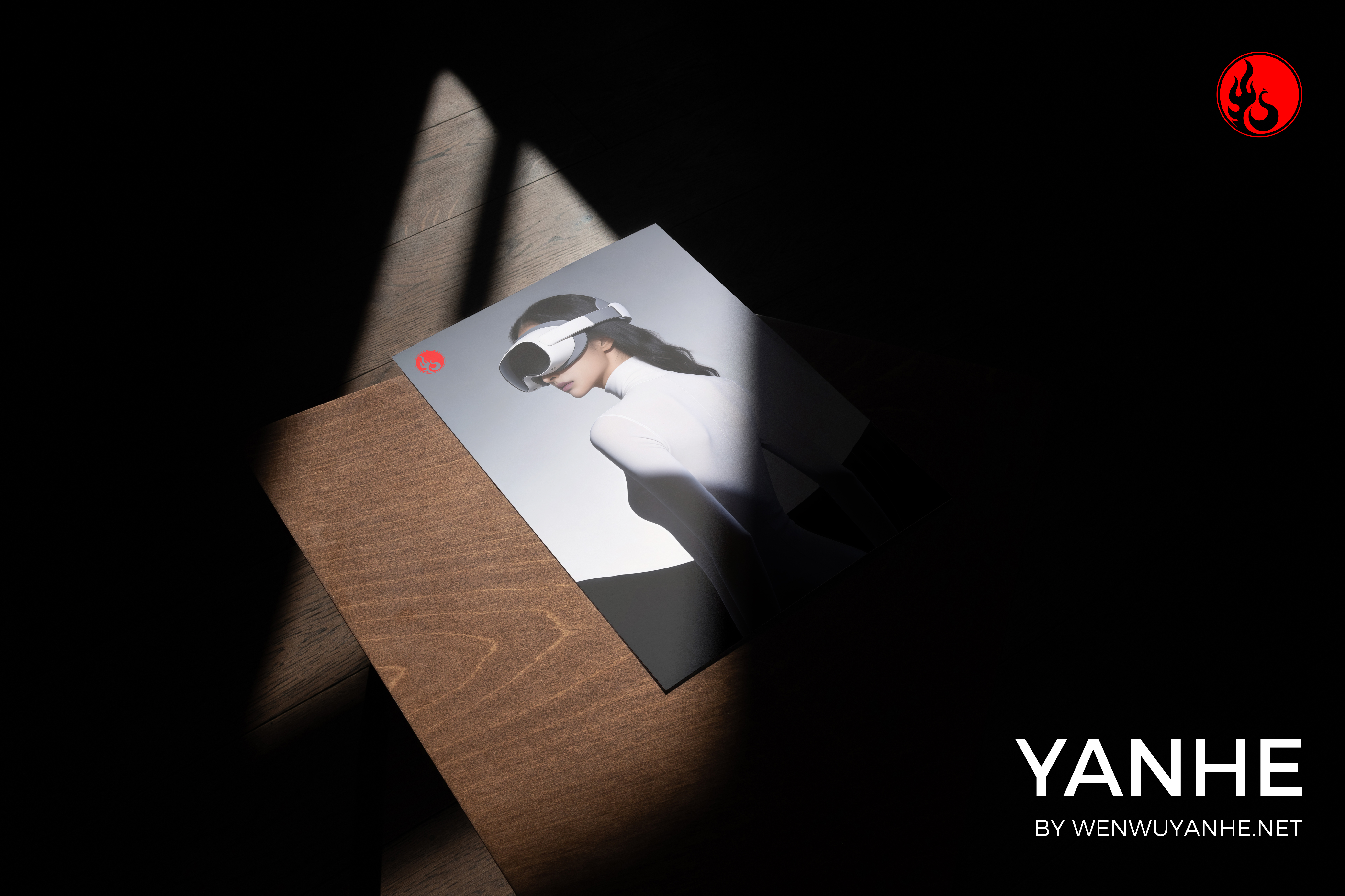 AIGC，Commercial auction，VR head display，3D glasses，Sense of future，