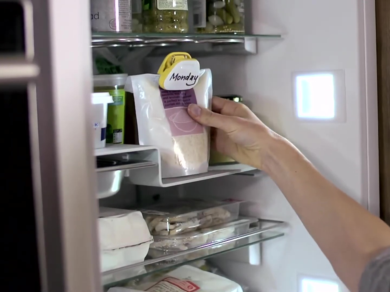 Kitchen storage，Sealing clip，magnetic attraction design，erasable label，Food preservation，