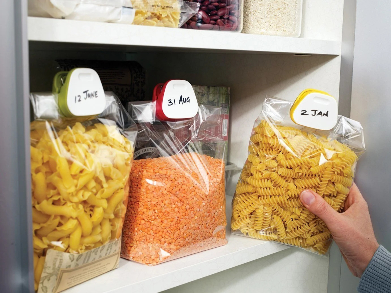 Kitchen storage，Sealing clip，magnetic attraction design，erasable label，Food preservation，