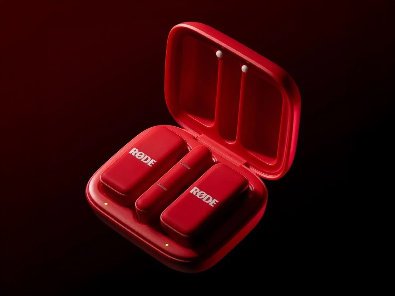 wireless microphone ，vlog equipment，Fashion Technology，Portable recording，Wear matching pieces，