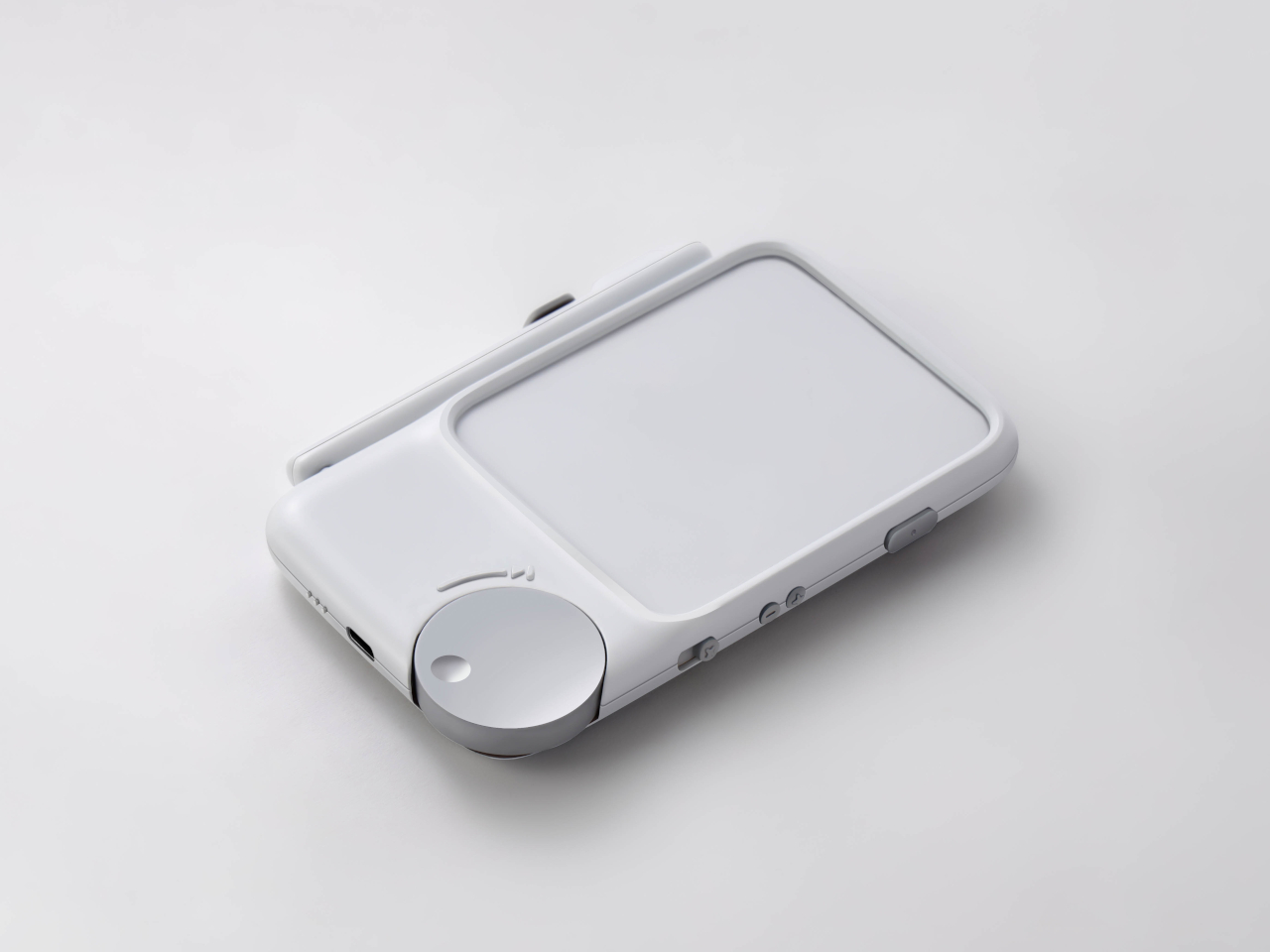 Barrier free design，visually impaired auxiliary，Tactile Display，reading experience，Feel Book，