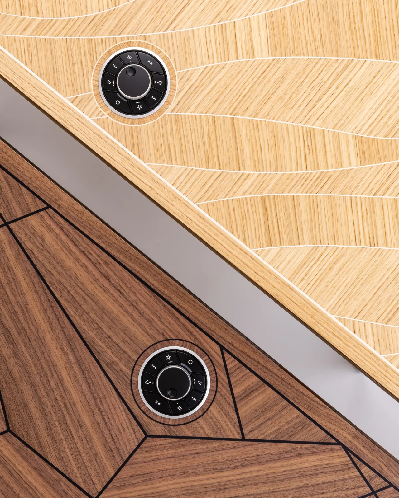 R810 MiE，sound，Digital，electronic product，