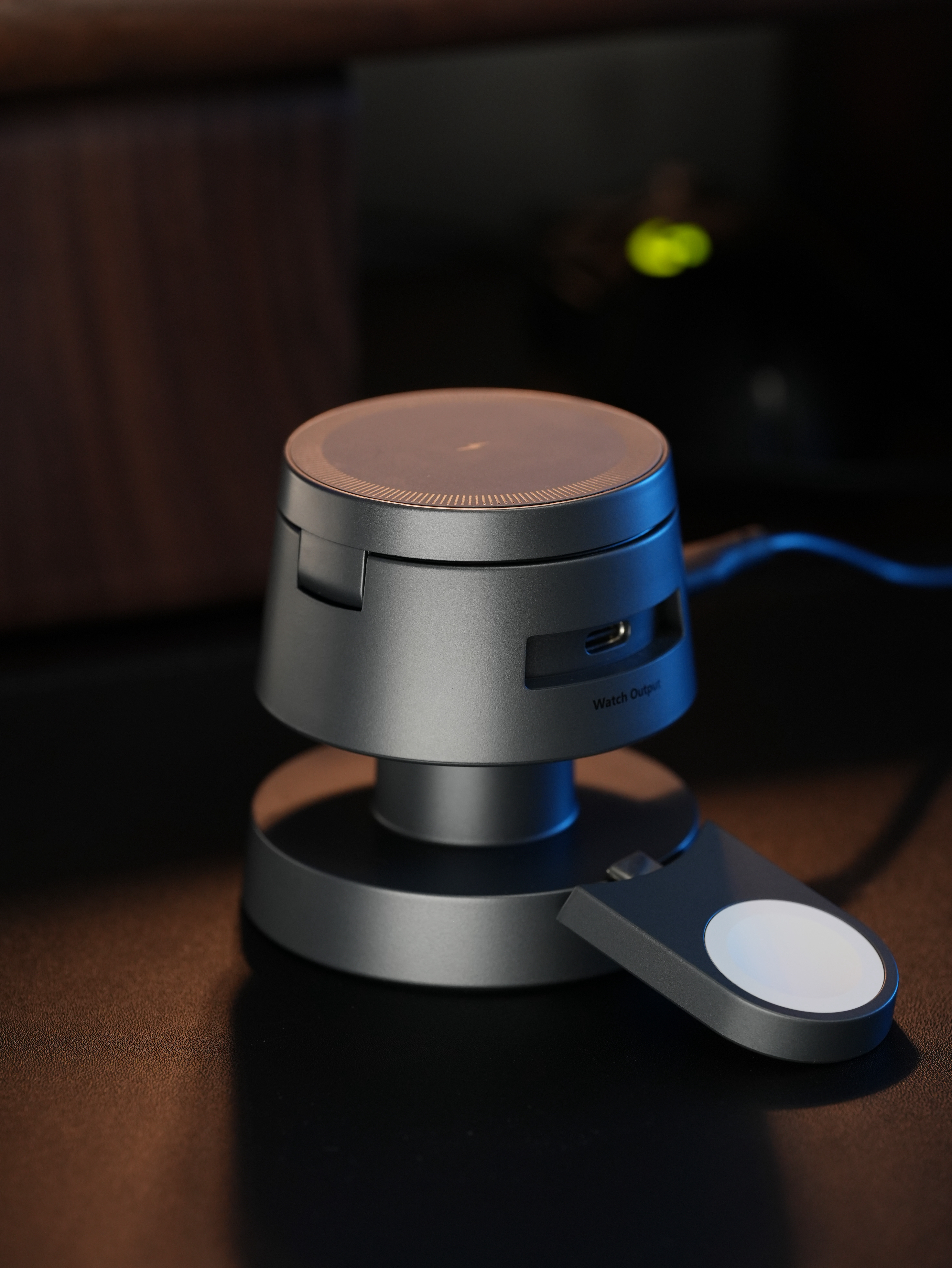 Three in one wireless charging，Mushroom lamp wireless charging，wireless charger ，Multifunctional wireless charging，