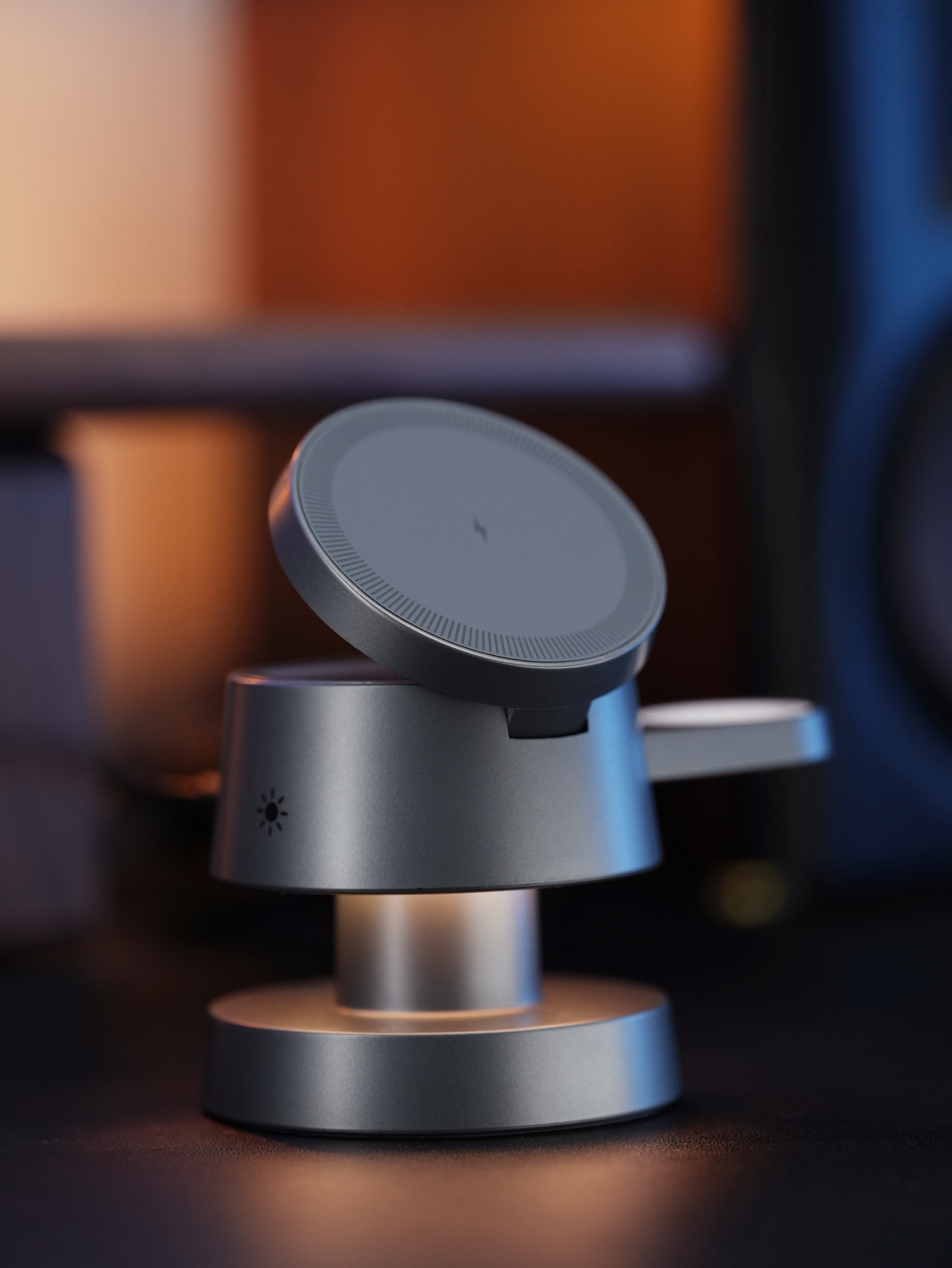 Three in one wireless charging，Mushroom lamp wireless charging，wireless charger ，Multifunctional wireless charging，