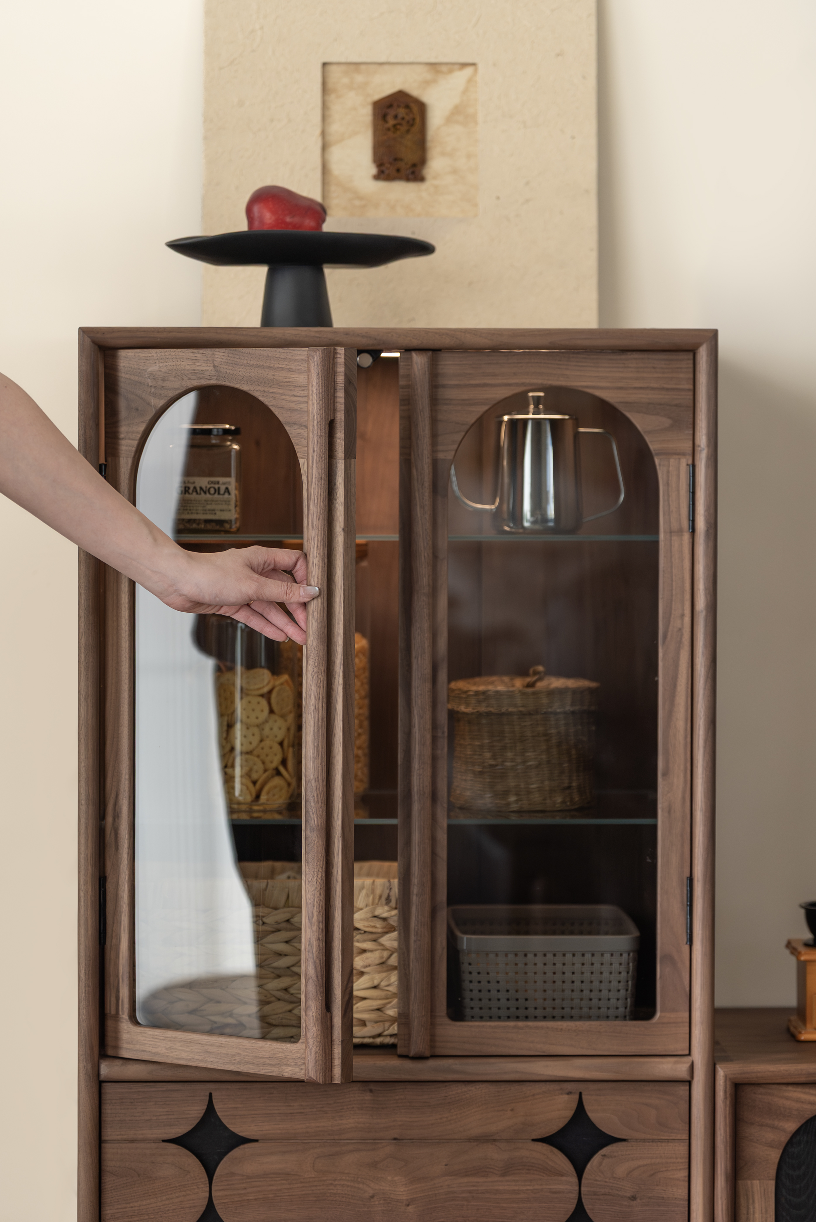 Original design，furniture design ，Residential Furniture，Solid wood furniture，Black walnut furniture，Side cabinet，