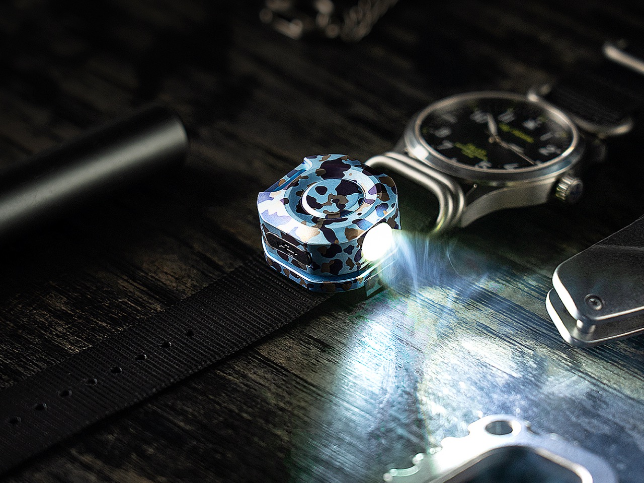 NanoB10，EDC tools，Flashlight，Outdoor equipment，