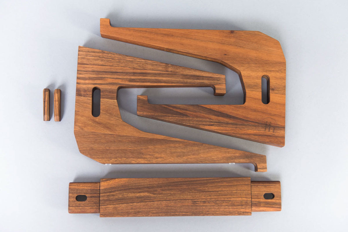 notebook，Bracket，computer，Log，natural，dissipate heat，