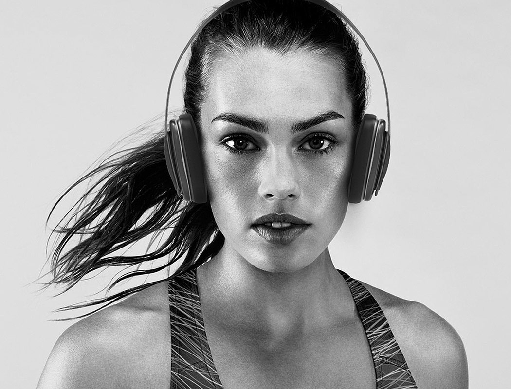 headset，white，nike，speaker，Portable，
