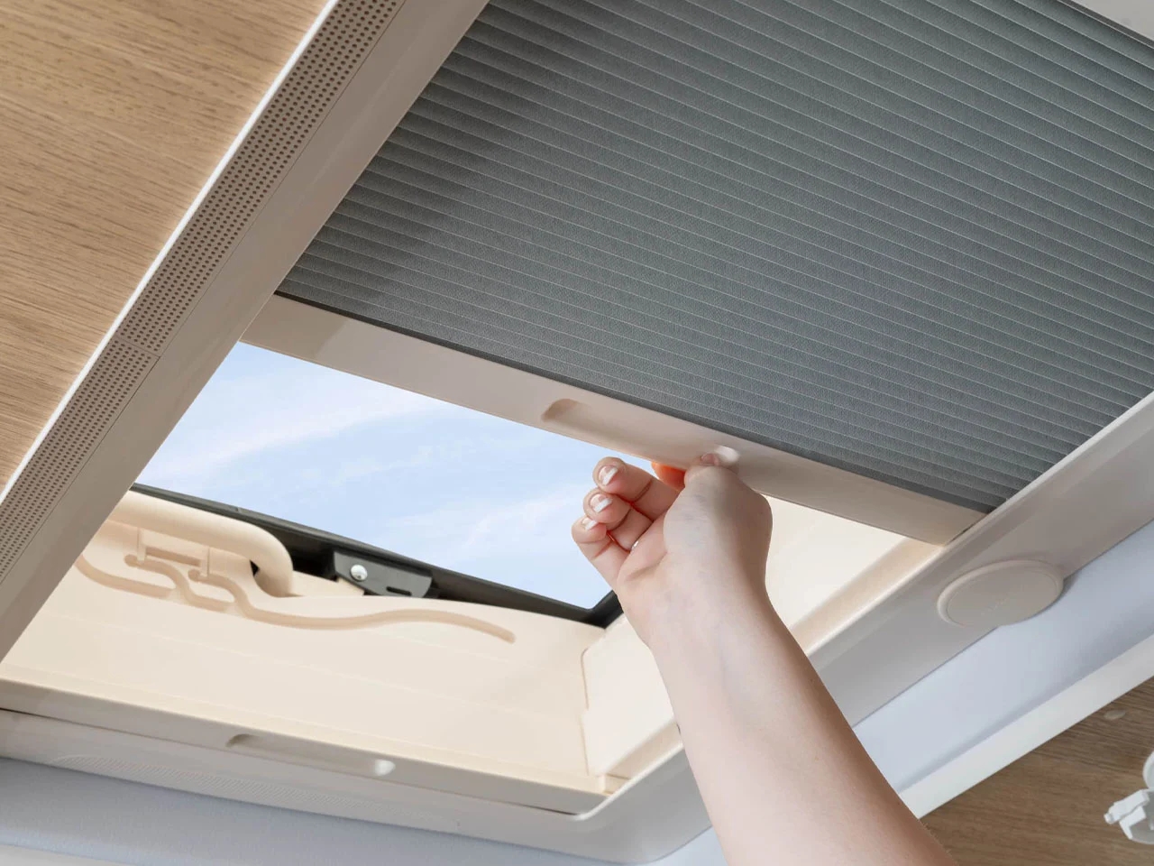 vehicle，automobile，Touring car，Unity TBX，