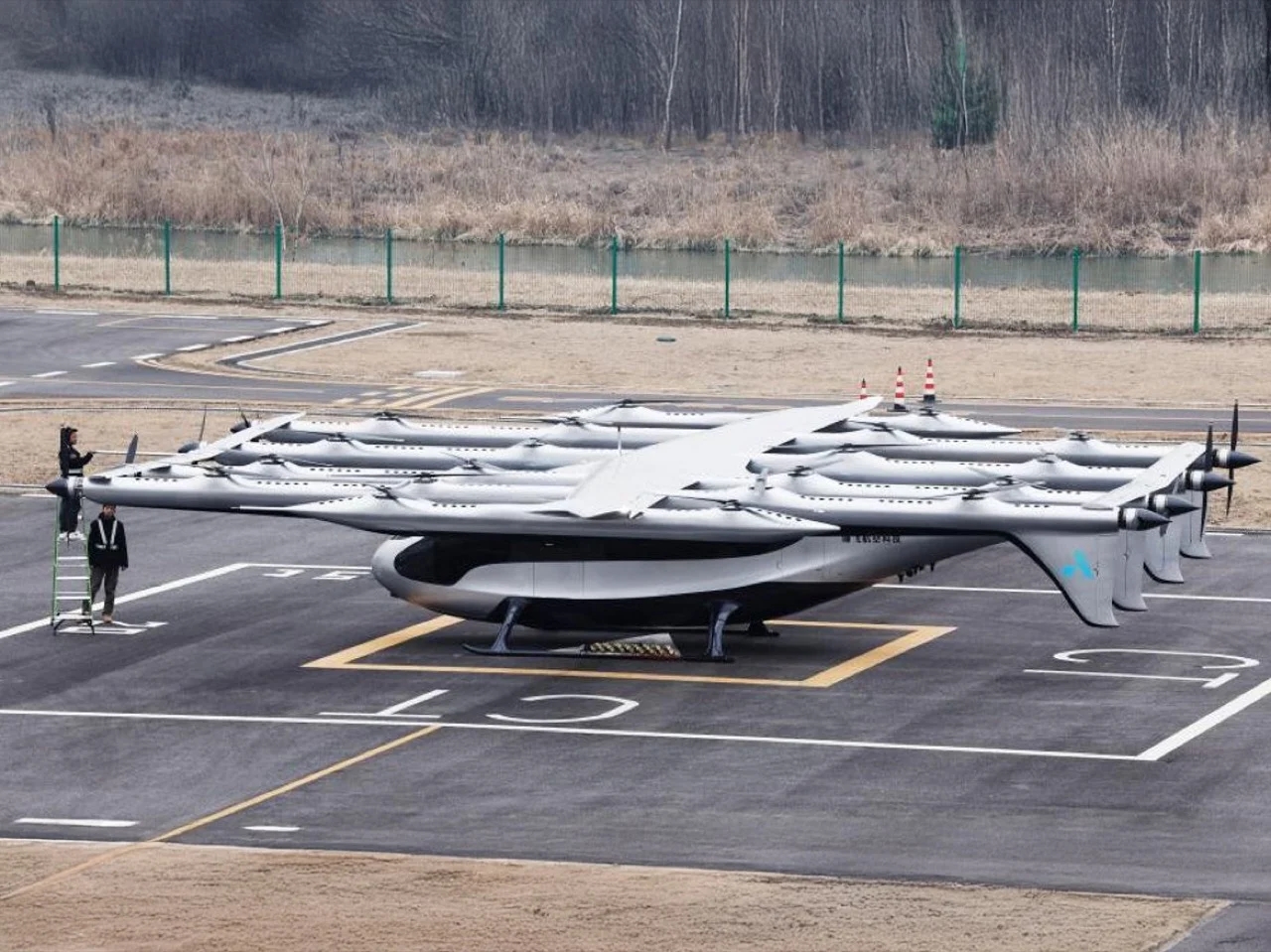 aircraft，vehicle，eVTOL，industrial design，