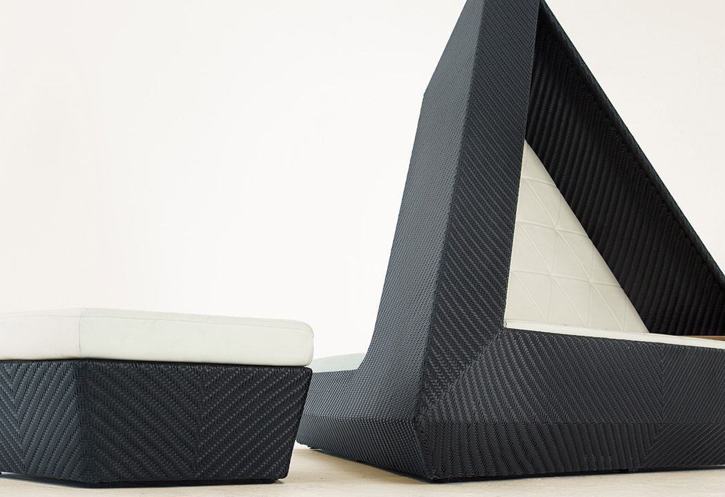 Pyramid type，black，deck chair，