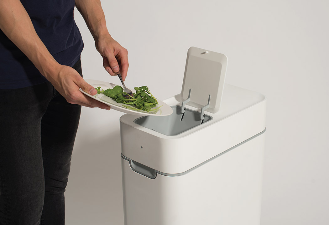 Bokashi，trash can，Ben Cullis Wats，originality，black and white，