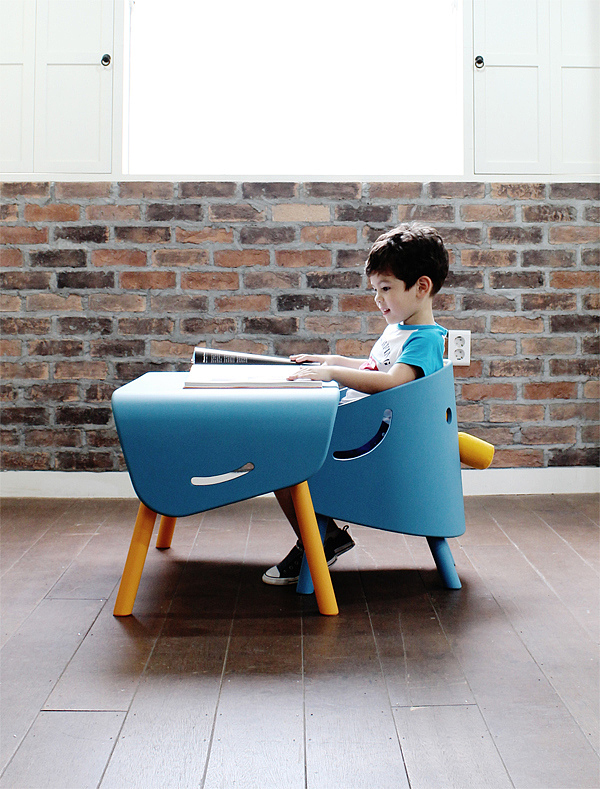 lovely，Cartoon，children，Table，chair，
