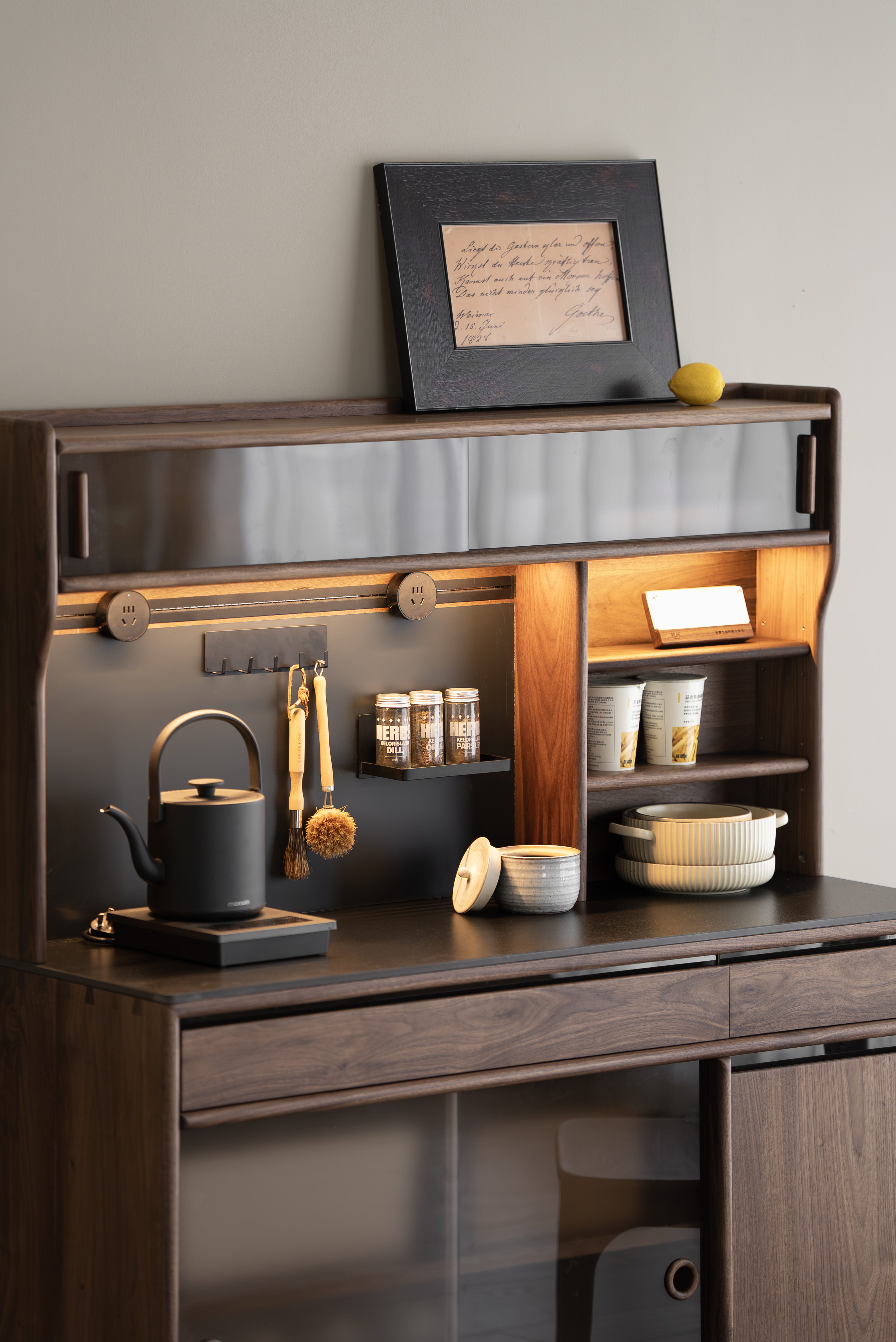 Original design，Black walnut furniture，Solid wood furniture，Residential Furniture，furniture design ，Sideboard，