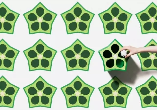 patch，calendar，Paper，trash can，Rubik's Cube，Stationery，