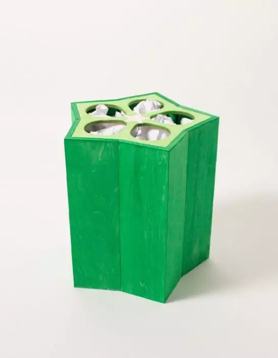 patch，calendar，Paper，trash can，Rubik's Cube，Stationery，