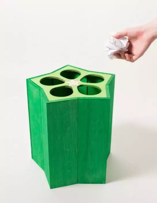 patch，calendar，Paper，trash can，Rubik's Cube，Stationery，