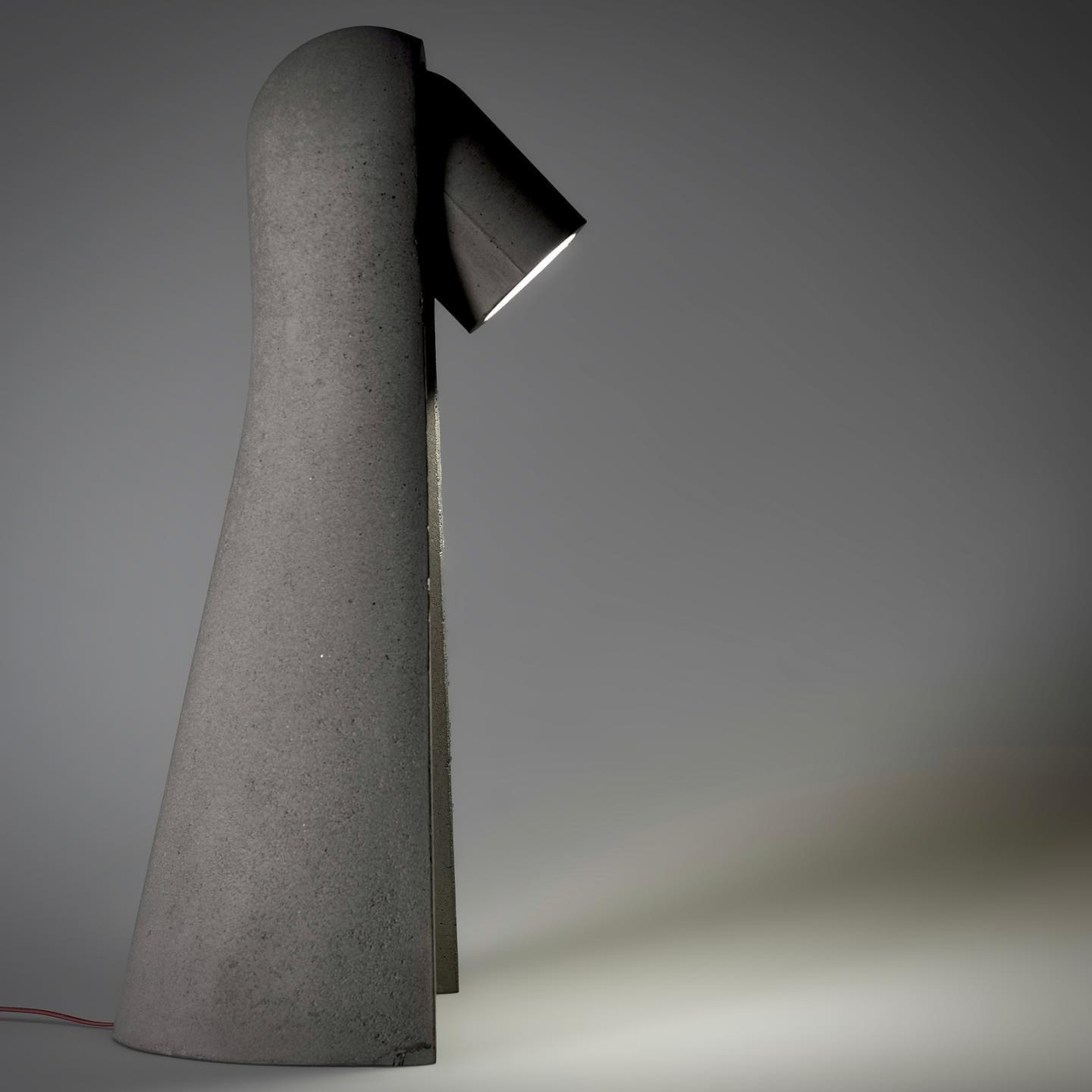 Mikka Table Lamp，concrete，Creative lamps，Non-coarse wild wind furniture，