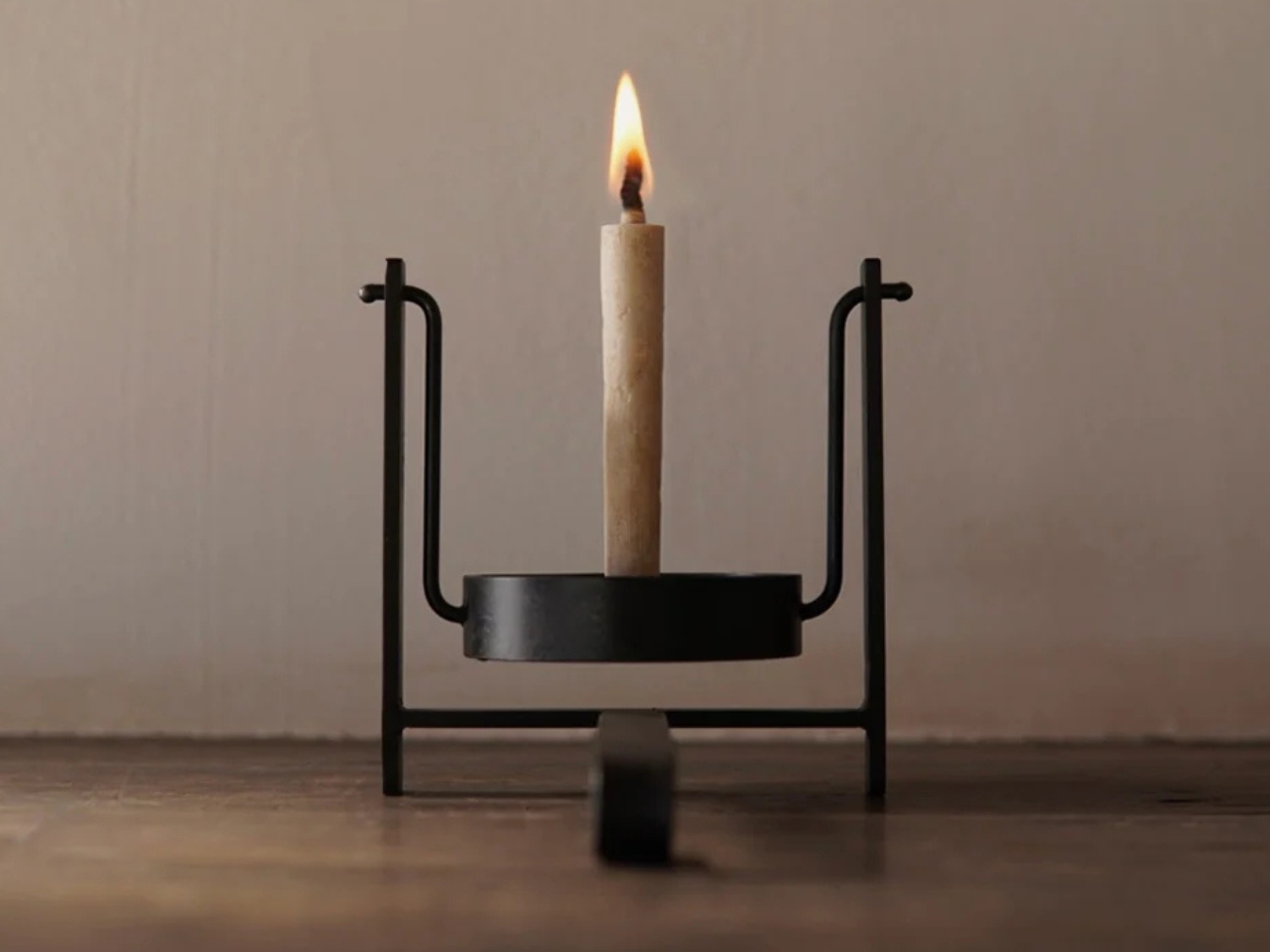 Pendulum Candlestick，iron candlestick，teshoku，Hanging design，