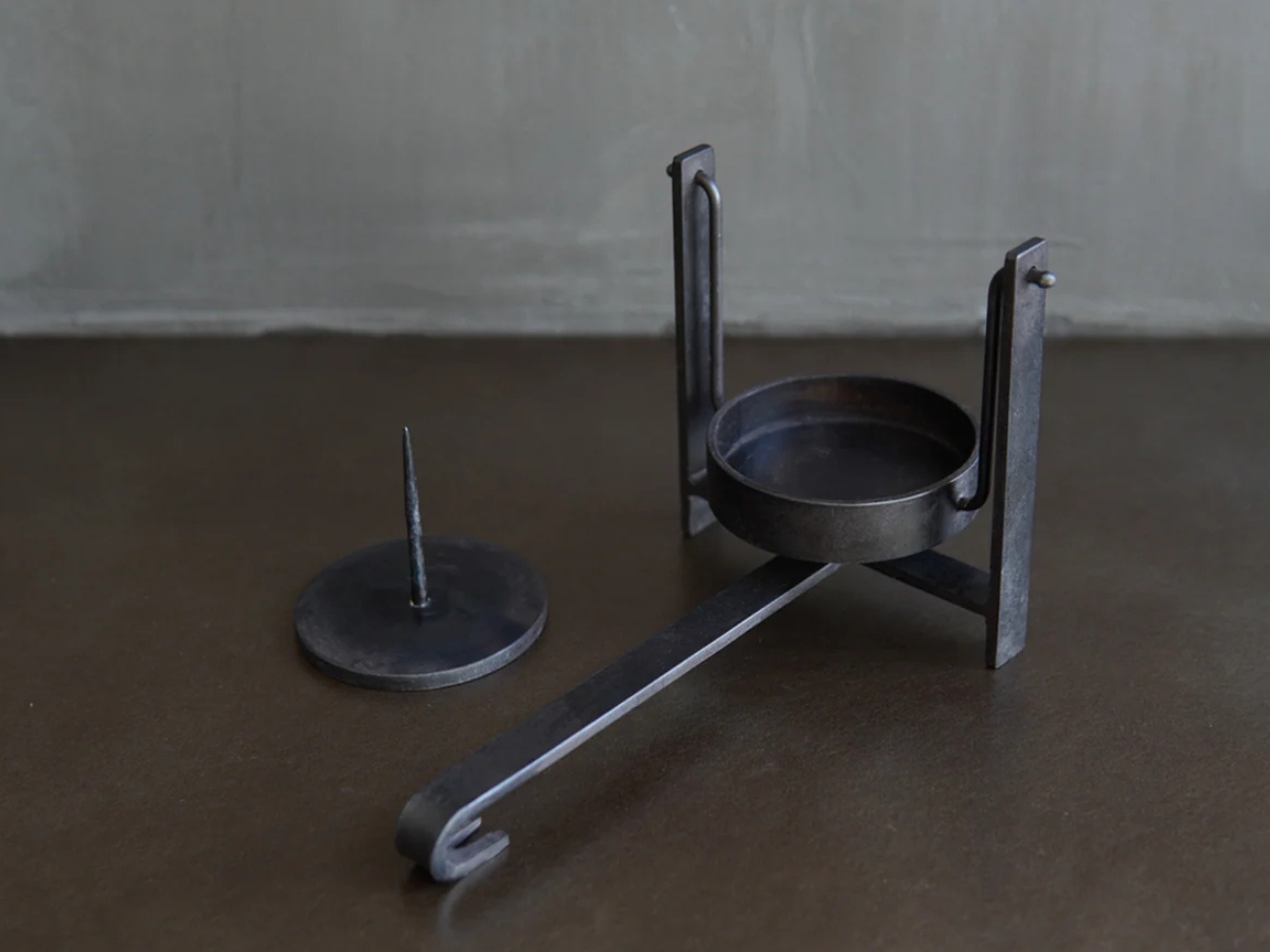 Pendulum Candlestick，iron candlestick，teshoku，Hanging design，