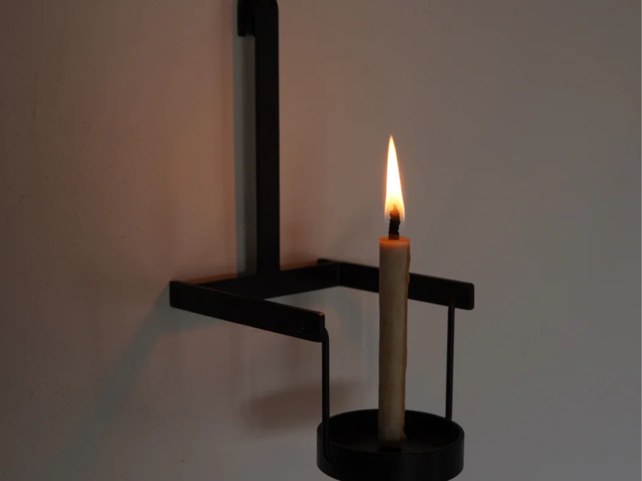 Pendulum Candlestick，iron candlestick，teshoku，Hanging design，