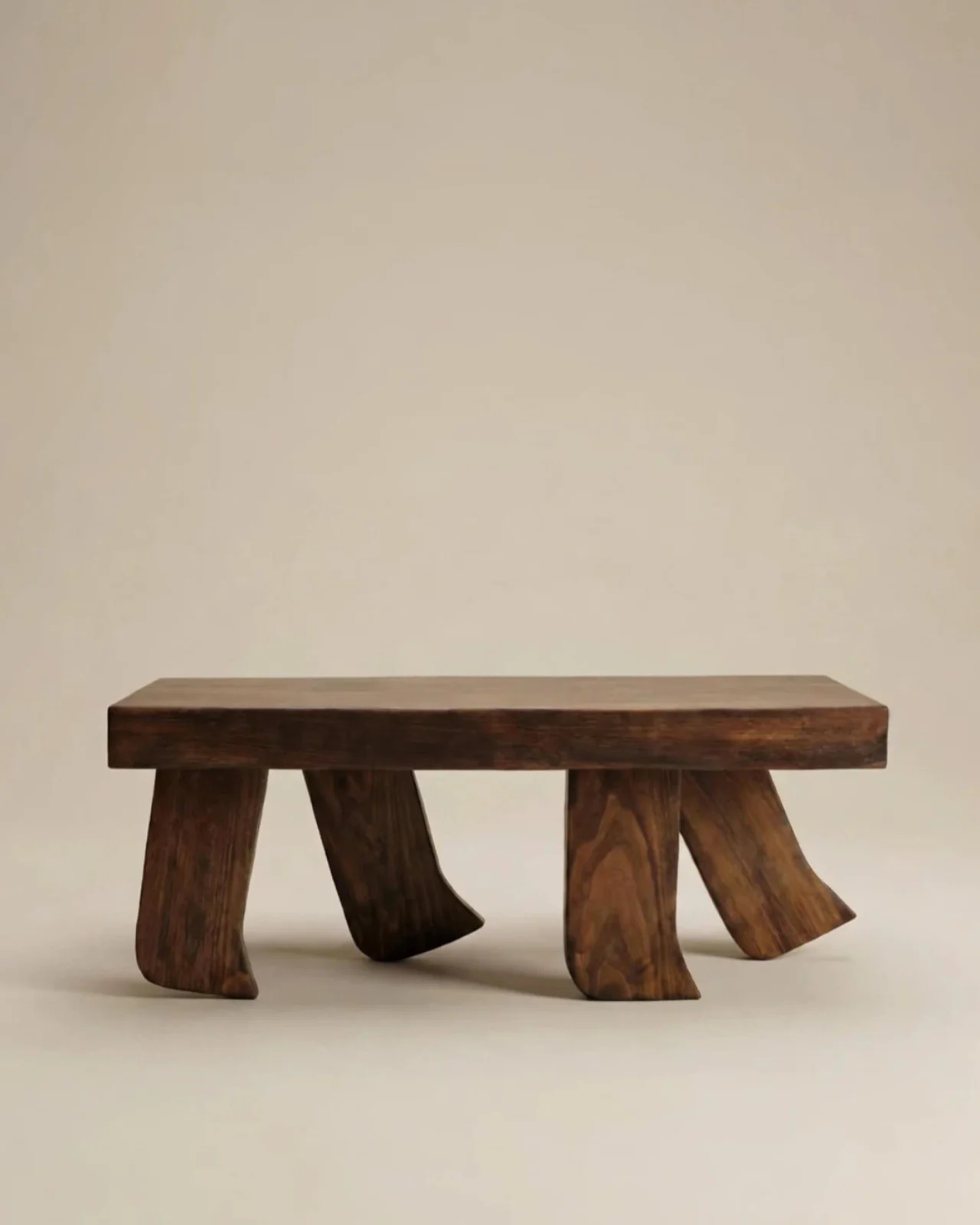 Barefoot Collection，Creative furniture，Barcelona，Solid wood furniture，Coffee table，