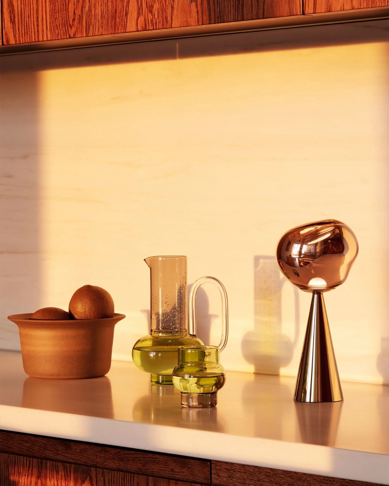 Wireless charging，Fused metal texture lamps，Tom Dixon，Atmosphere lamp，vacuum metallization，