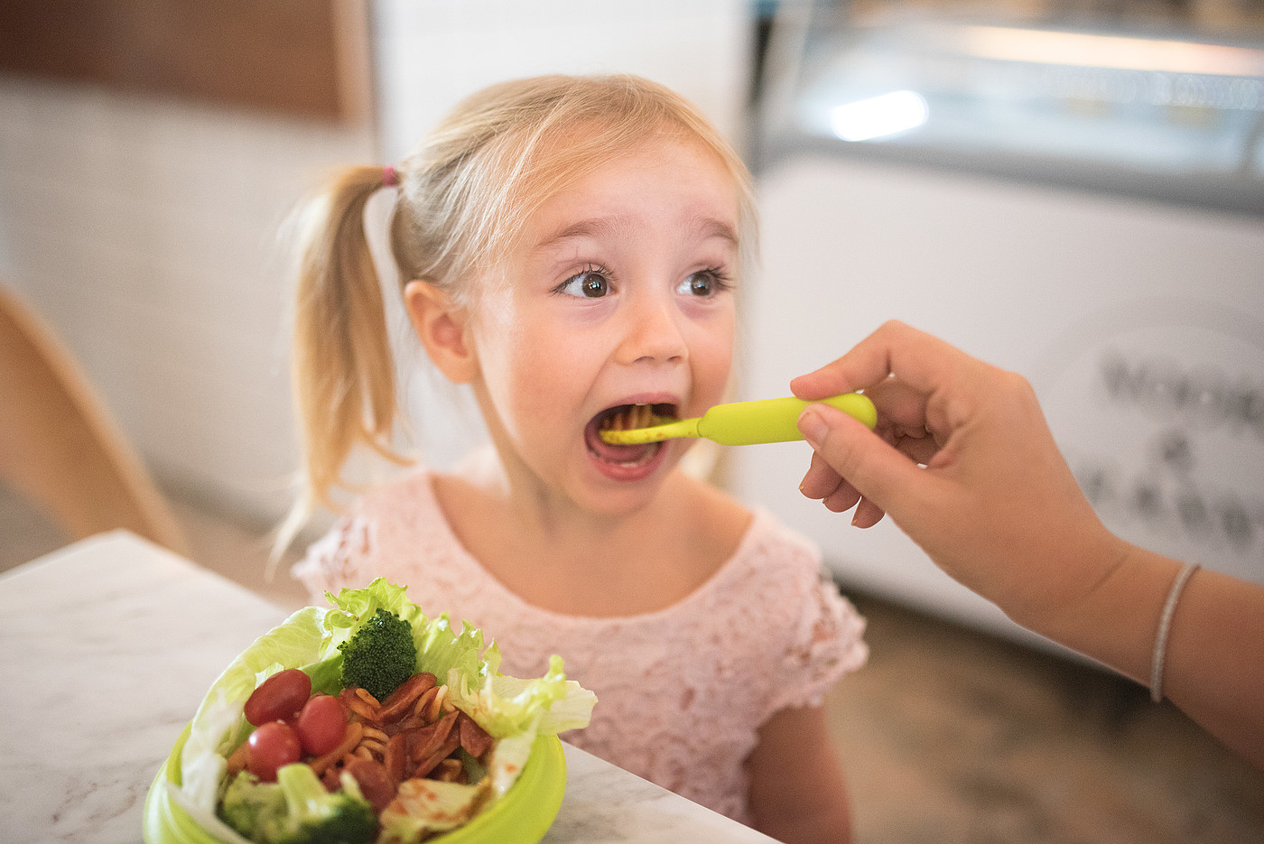 Children's plate，