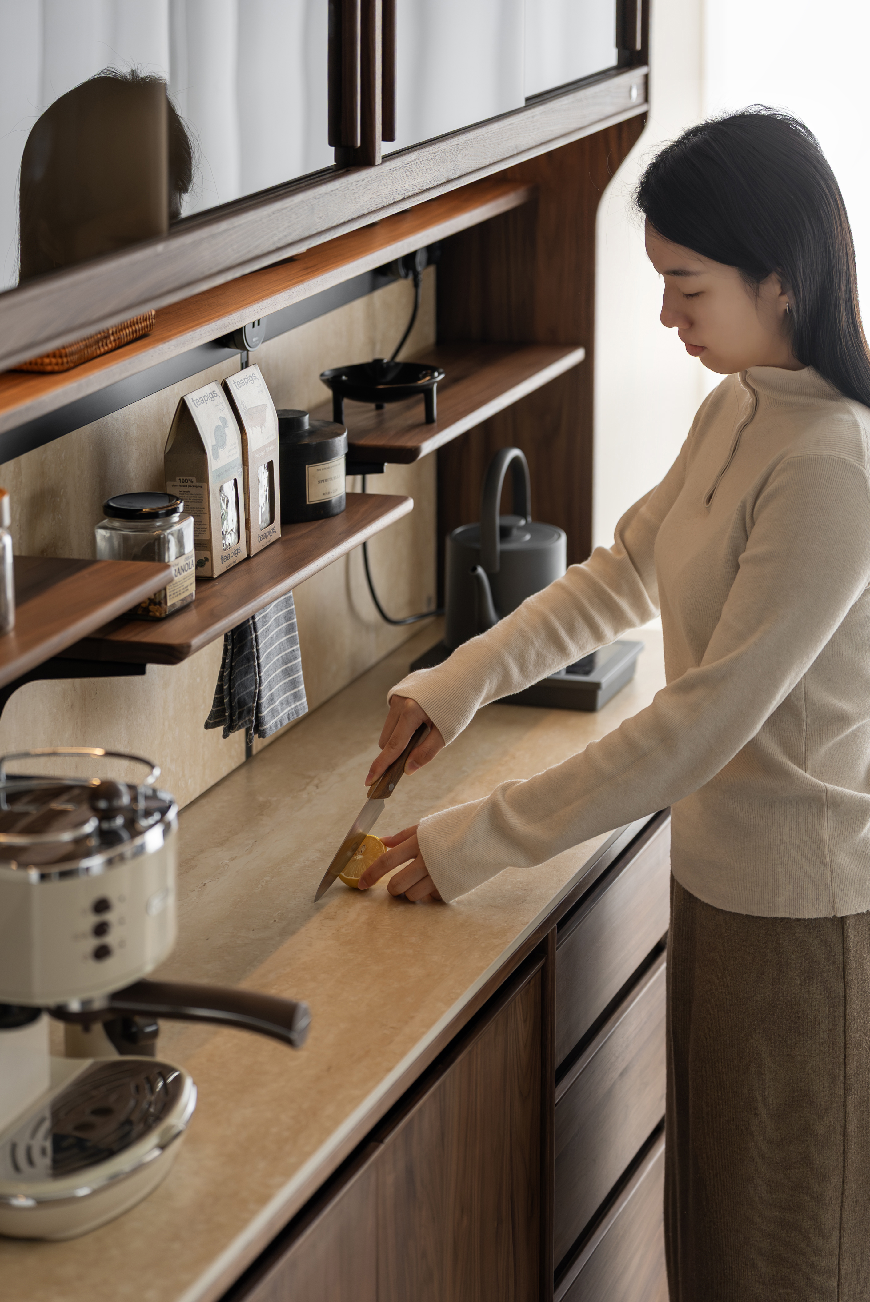 Sideboard，furniture design ，Residential Furniture，Solid wood furniture，Original design，Black walnut furniture，