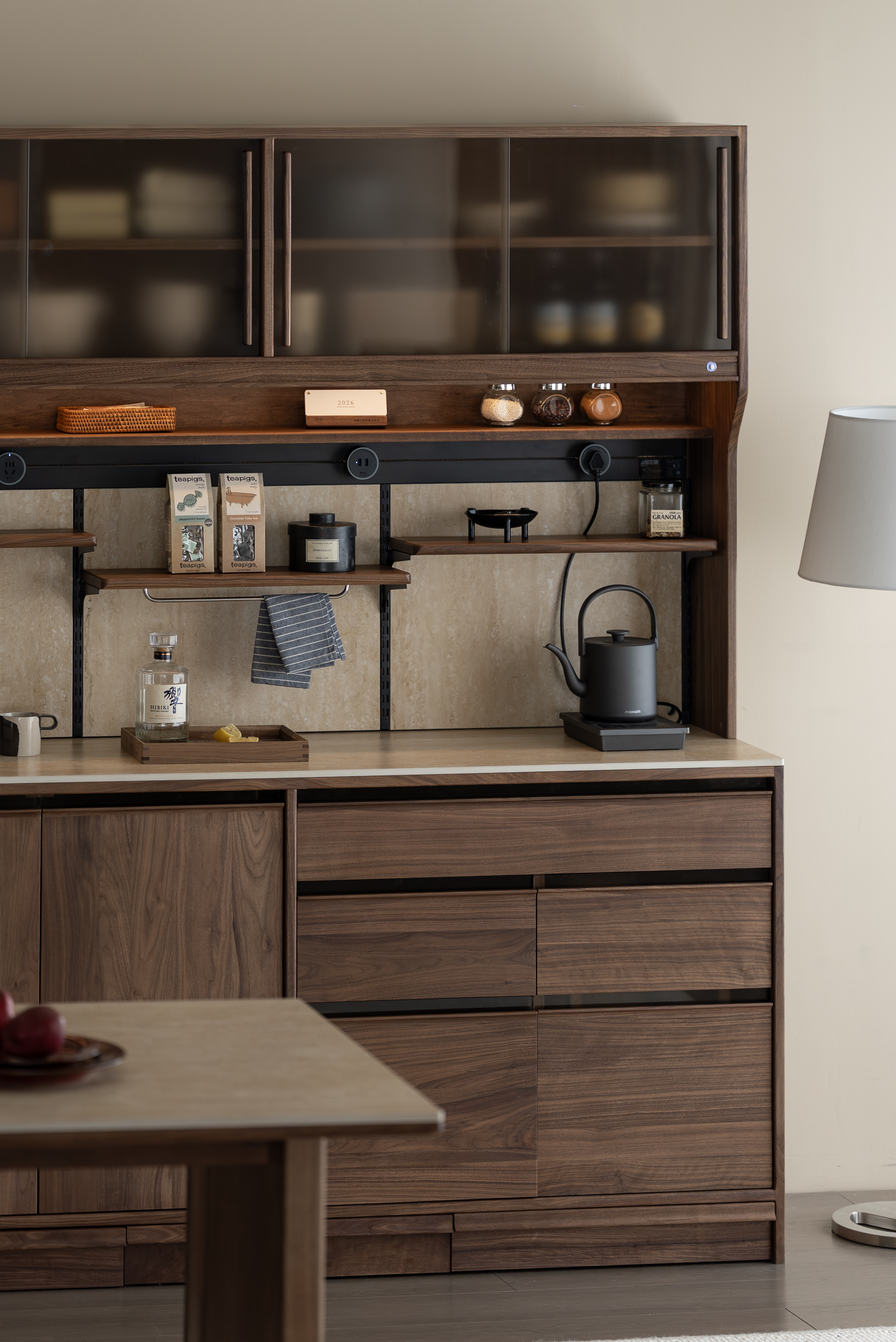 Sideboard，furniture design ，Residential Furniture，Solid wood furniture，Original design，Black walnut furniture，