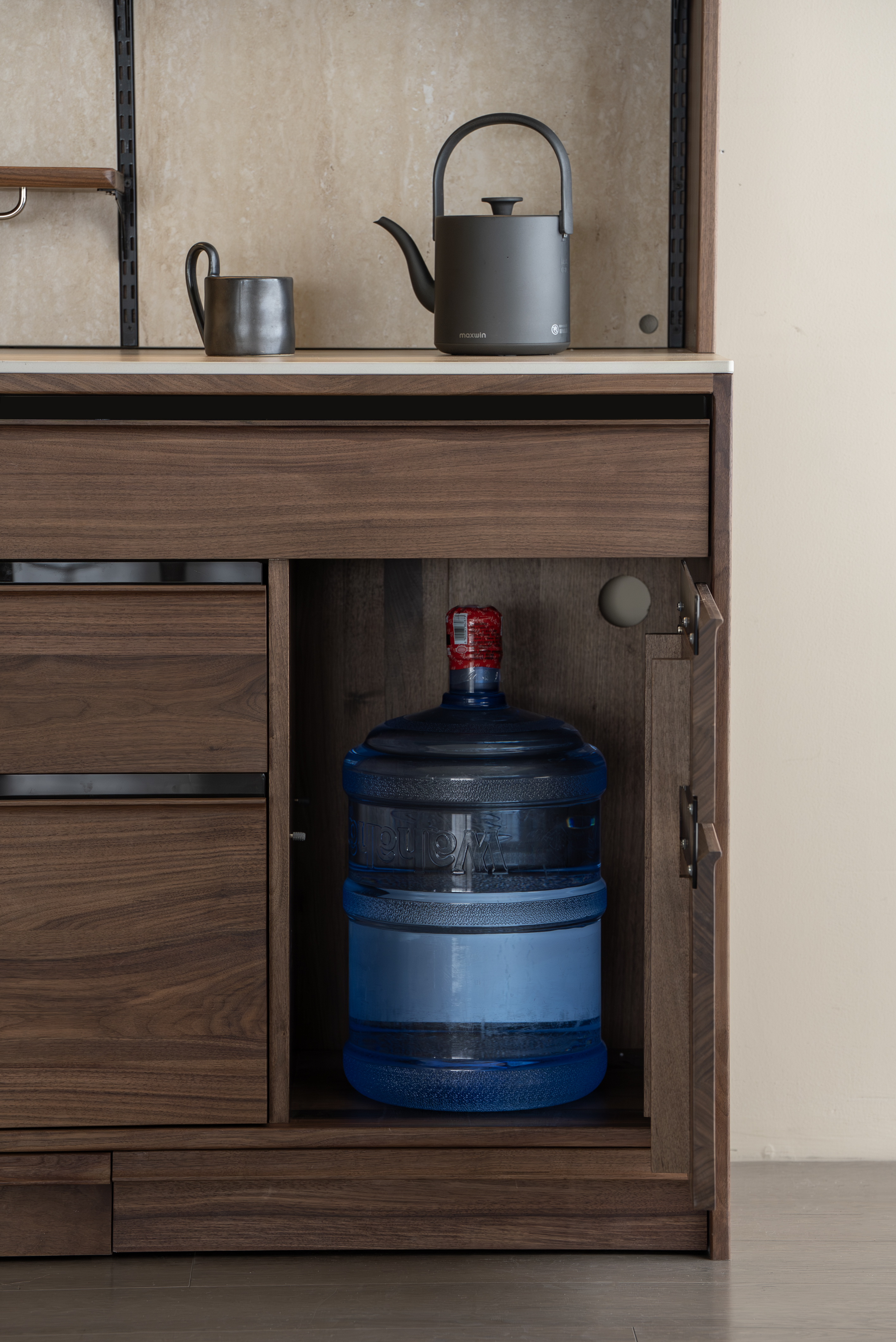 Sideboard，furniture design ，Residential Furniture，Solid wood furniture，Original design，Black walnut furniture，