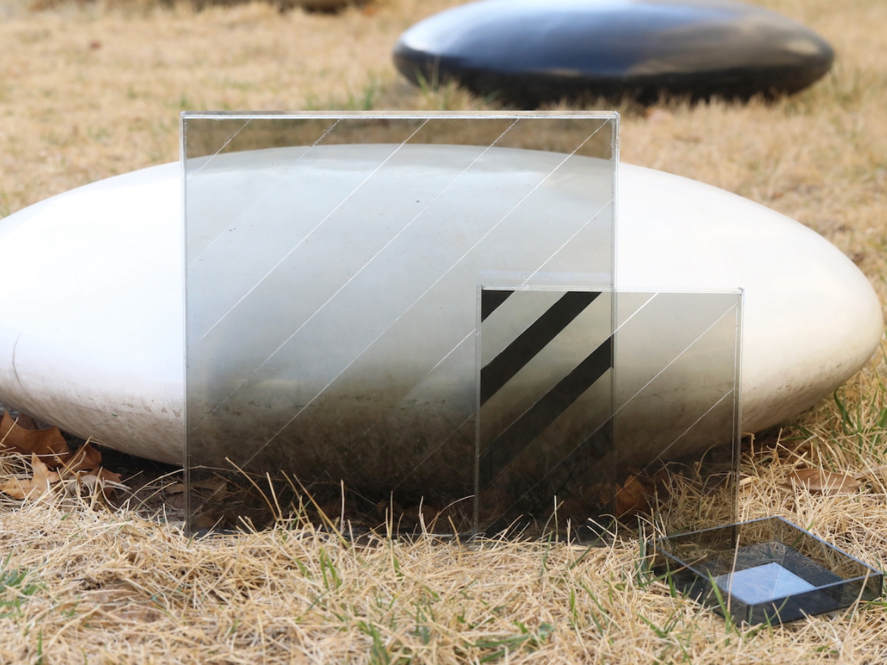 Lightware，Transparent glass tray works，Housewear & Furnishings，ornament，