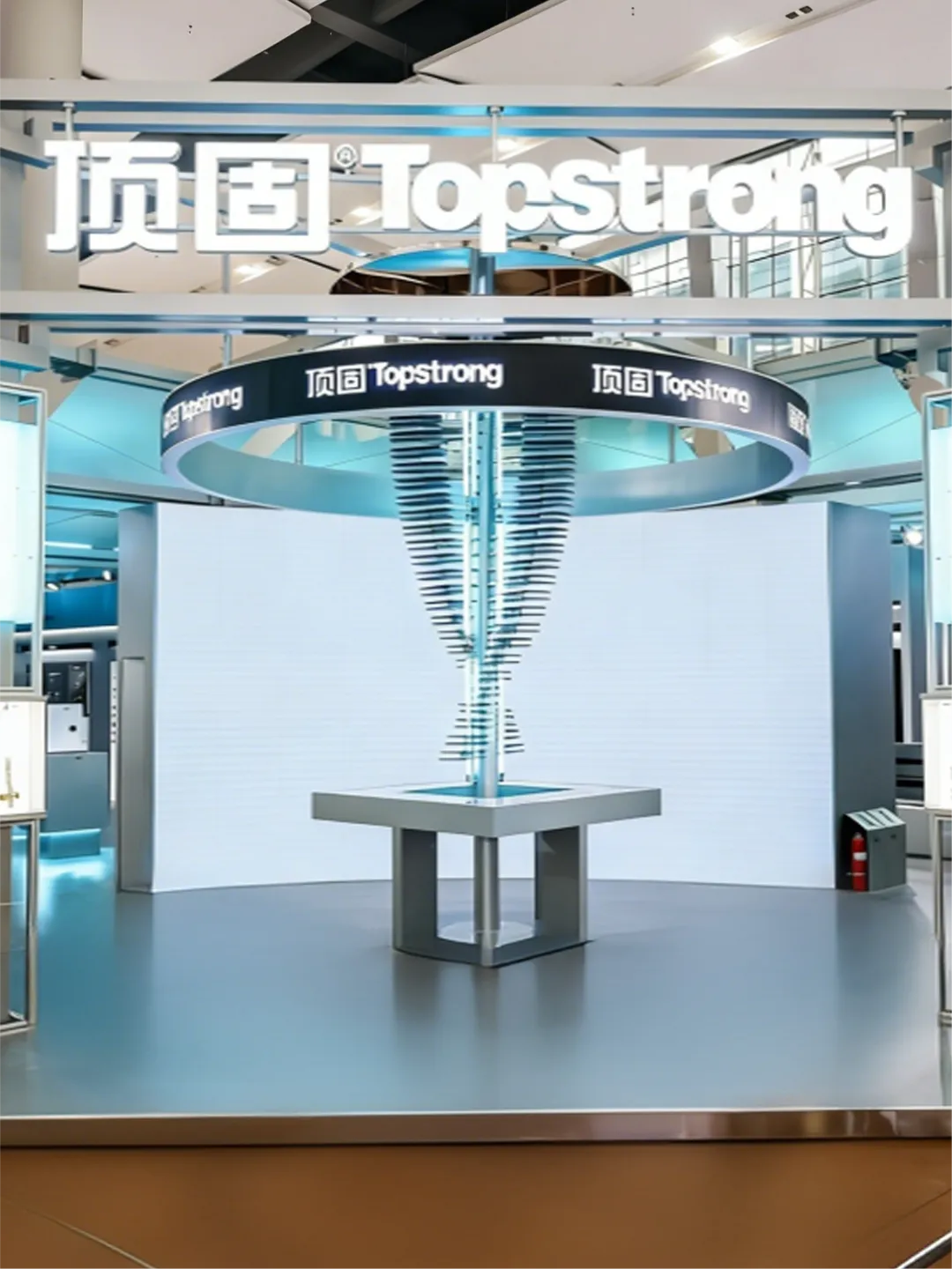 Brand Sailor，Design and build，Chivas press conference，Exhibition design，Commercial space design，Exhibition design，space design ，