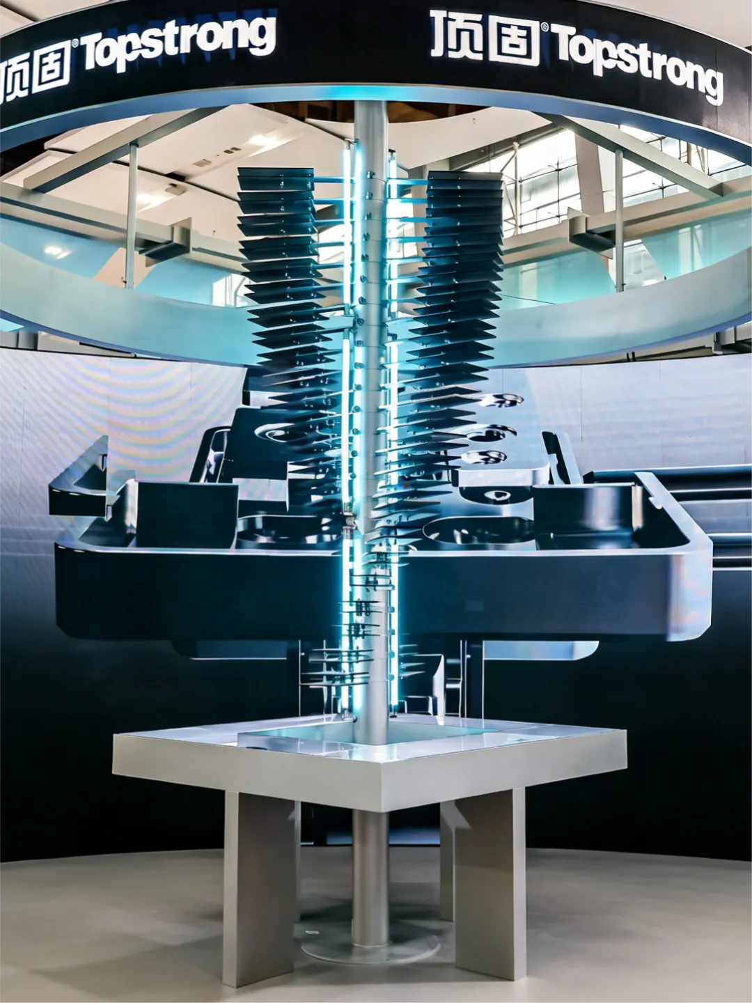 Brand Sailor，Design and build，Chivas press conference，Exhibition design，Commercial space design，Exhibition design，space design ，