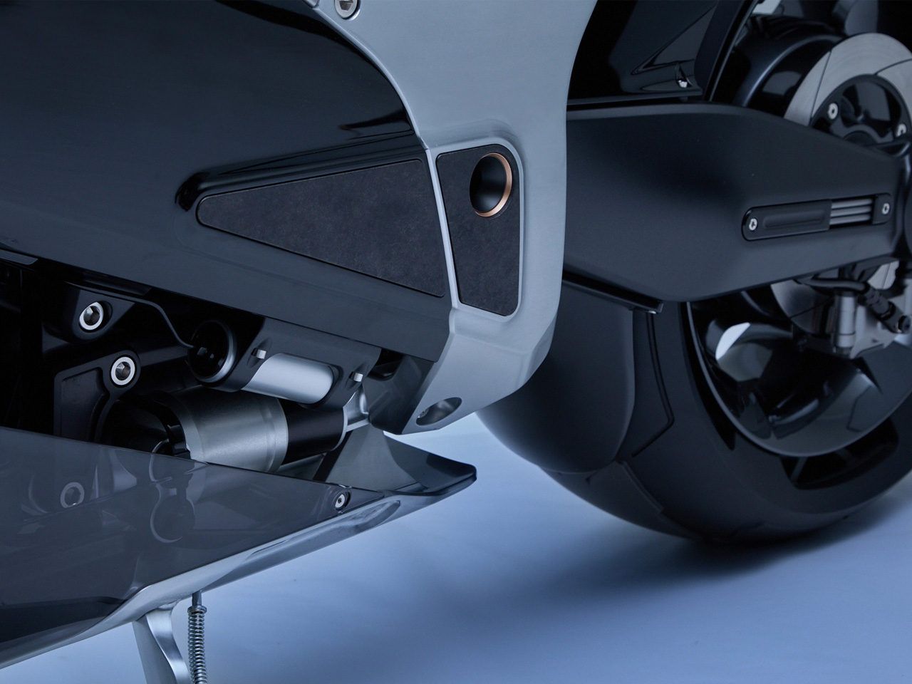 vehicle，Electric motorcycle，conceptual design，originality，