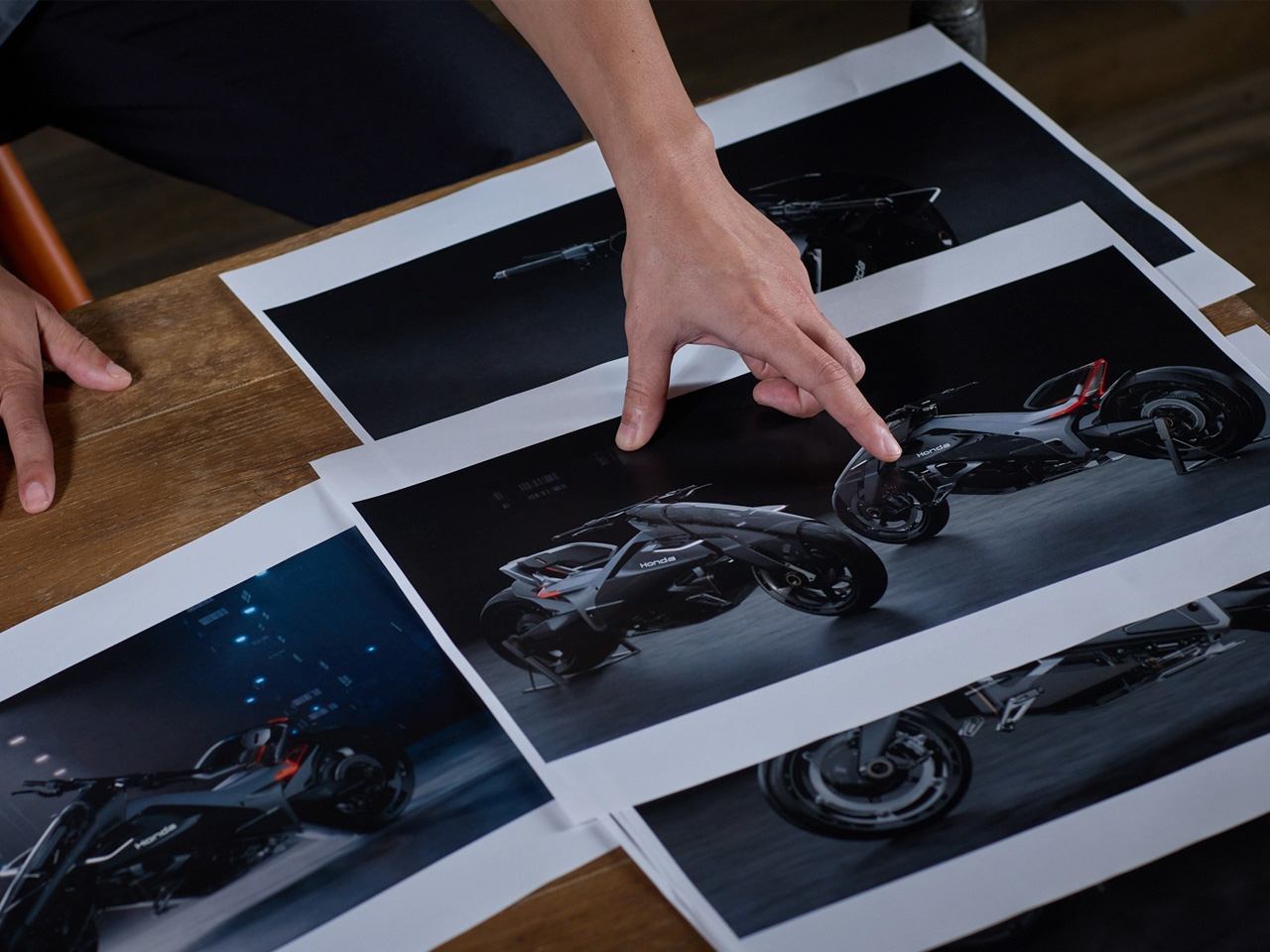 vehicle，Electric motorcycle，conceptual design，originality，