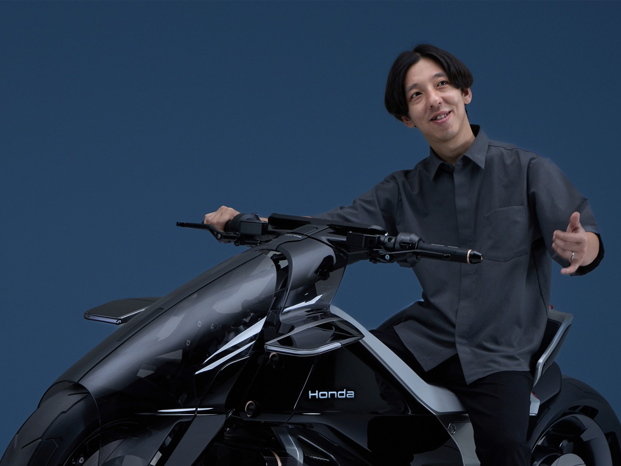 vehicle，Electric motorcycle，conceptual design，originality，