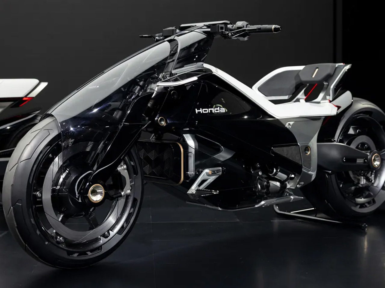 vehicle，Electric motorcycle，conceptual design，originality，