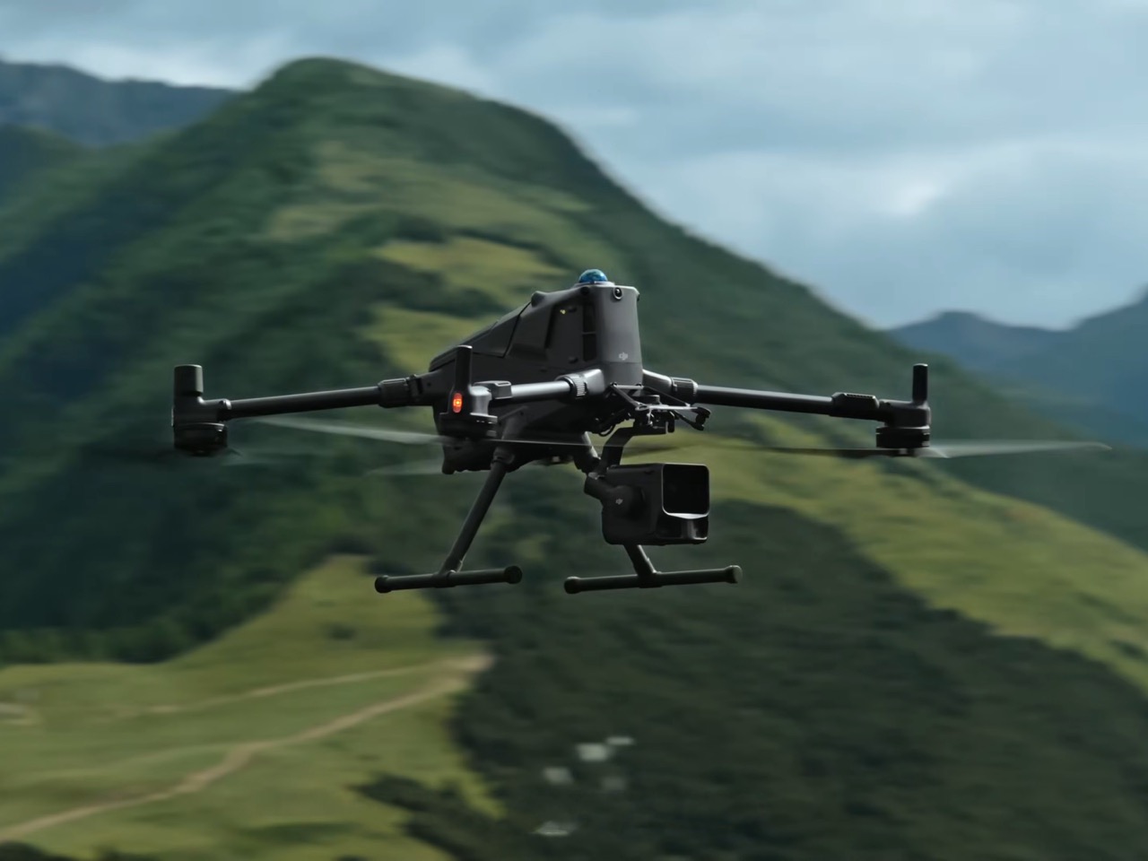 Zenmuse L3，LiDAR，centimeter-level mapping，UAV，DJI Enterprise，