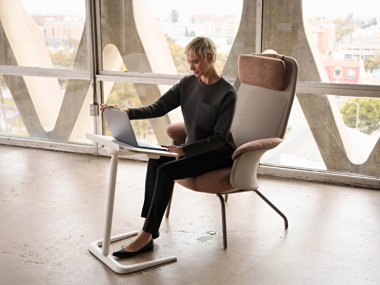 Cosi，Laptop desk，furniture，Table，