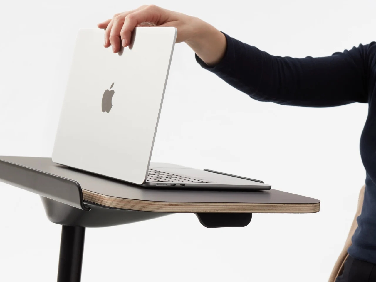 Cosi，Laptop desk，furniture，Table，