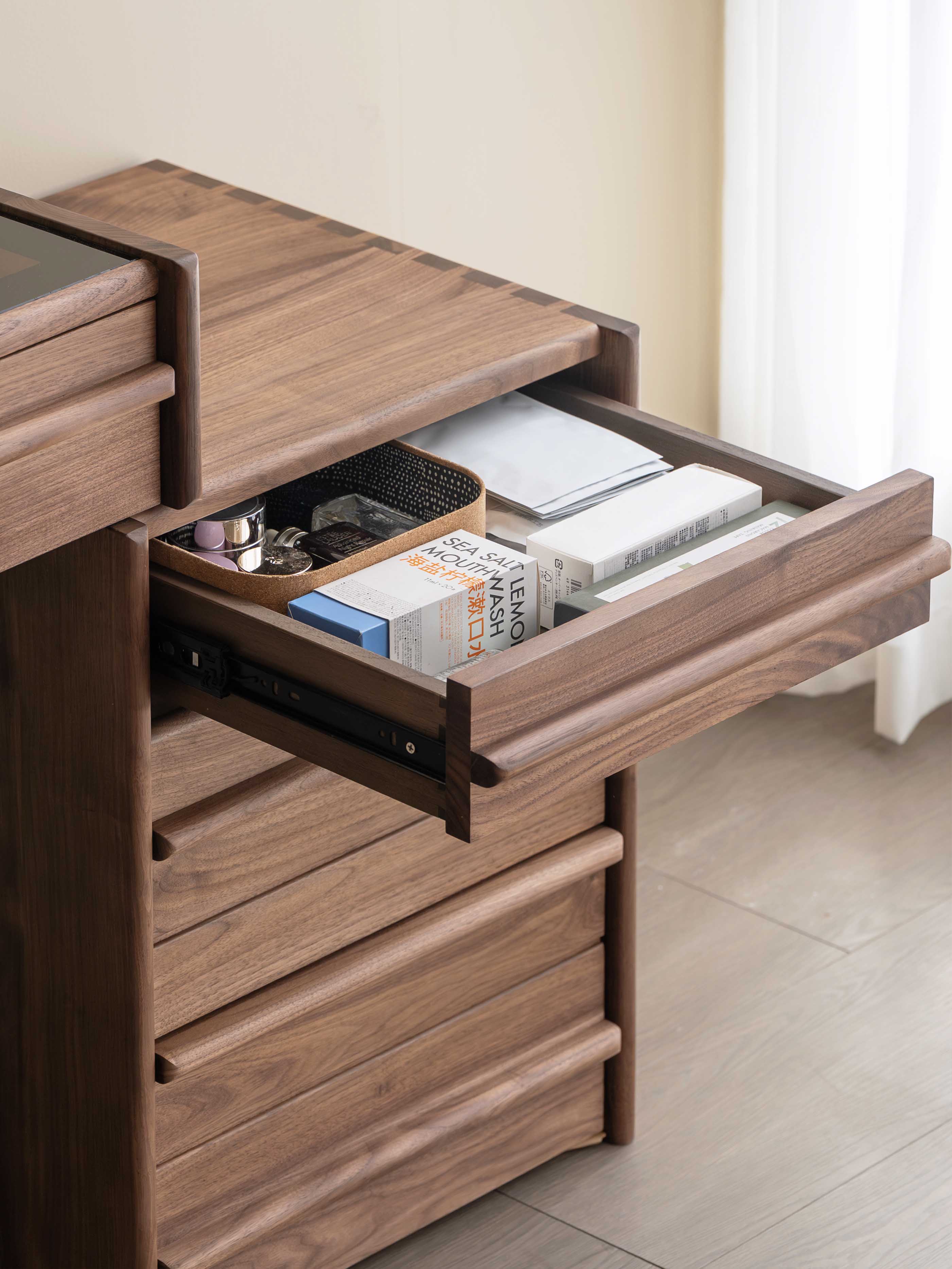 furniture design ，Dresser design，Black walnut furniture，Solid wood furniture，Original design，Residential Furniture，