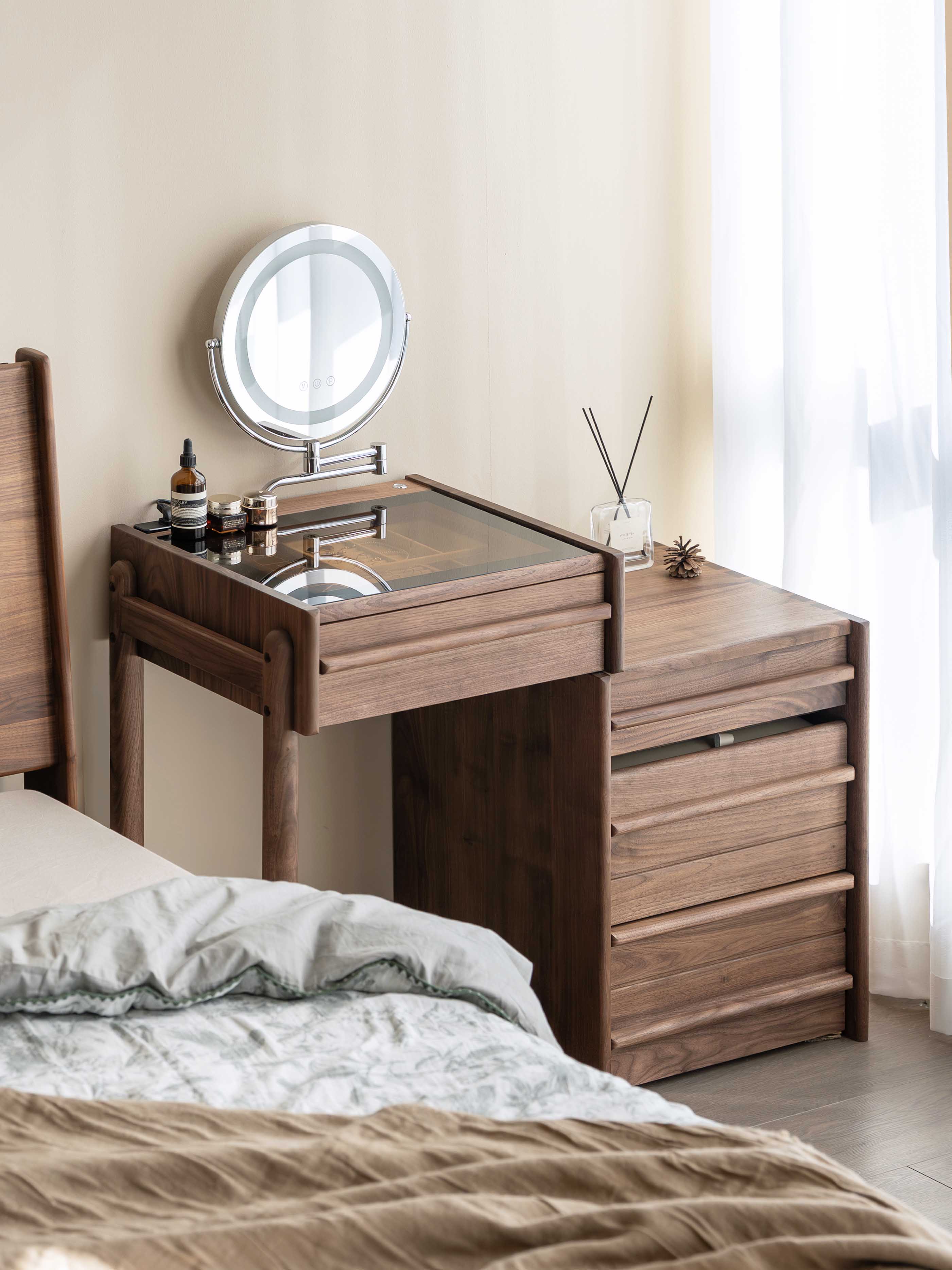 furniture design ，Dresser design，Black walnut furniture，Solid wood furniture，Original design，Residential Furniture，